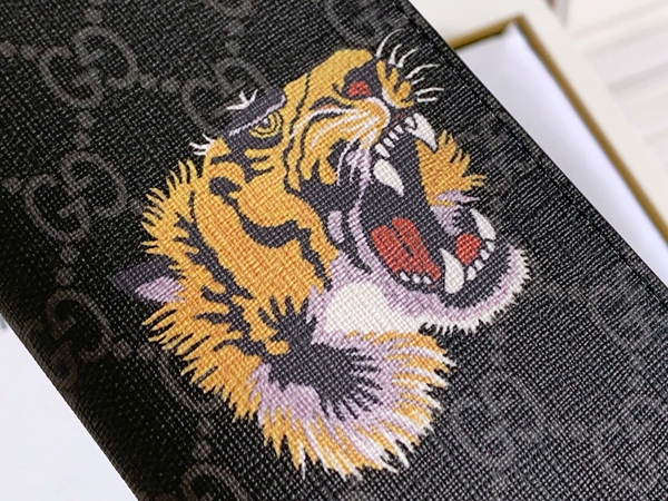 グッチ財布コピー側面デザイン